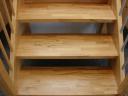 Keilgezinkte Buche-Treppe